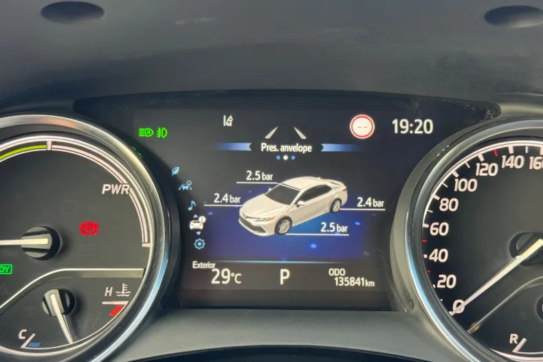 Toyota Camry din 2023 cu 135.841 km - oferta TOY232750 - foto 17