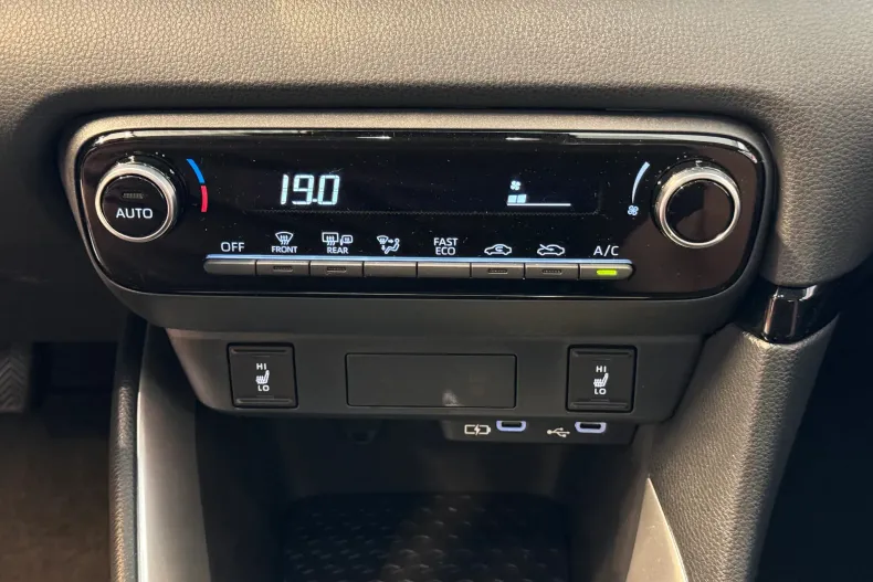 Toyota Yaris din 2026 cu 2 km - oferta TOY232752 - foto 16