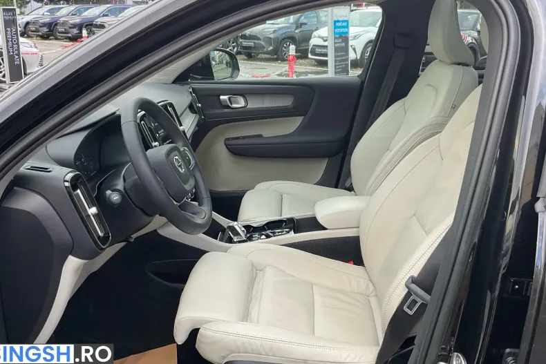 Volvo XC40 din 2022 cu 51.428 km - oferta VOL232763 - foto 13
