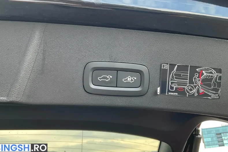 Volvo XC40 din 2022 cu 51.428 km - oferta VOL232763 - foto 22