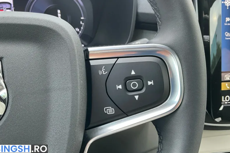 Volvo XC40 din 2022 cu 51.428 km - oferta VOL232763 - foto 34
