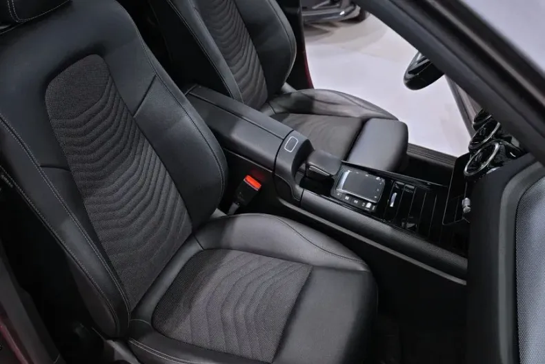 Mercedes-Benz GLA (Clasa GLA) din 2022 cu 132.931 km - oferta MER232766 - foto 7