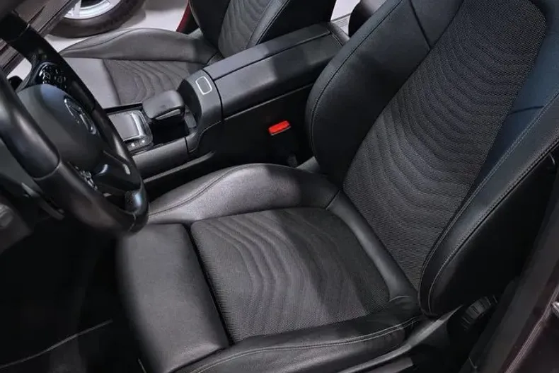 Mercedes-Benz GLA (Clasa GLA) din 2022 cu 132.931 km - oferta MER232766 - foto 8