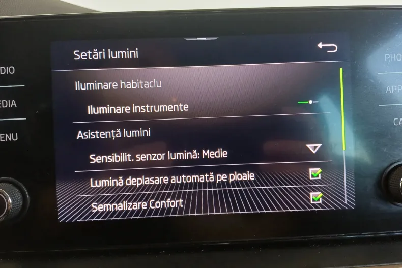 Skoda Scala din 2023 cu 76.720 km - oferta SKO232775 - foto 19