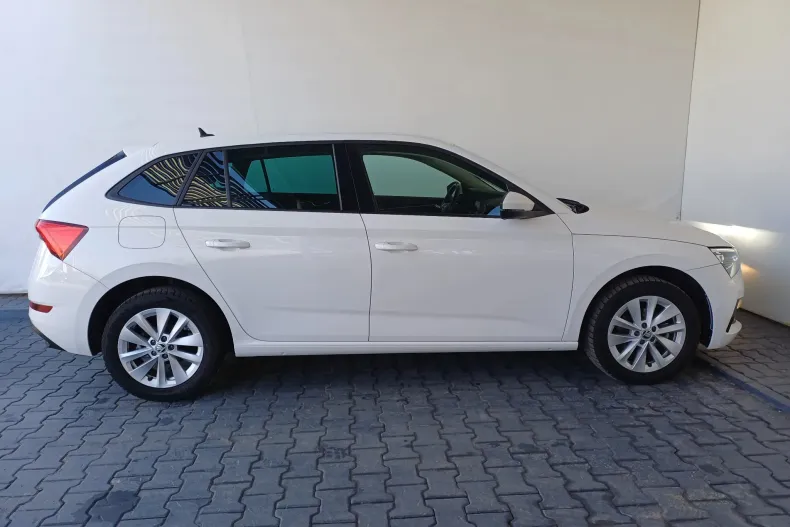 Skoda Scala din 2023 cu 76.720 km - oferta SKO232775 - foto 31