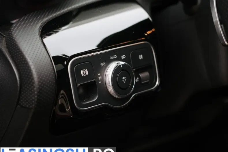 Mercedes-Benz A 250 (Clasa A) din 2023 cu 41.600 km - oferta MER232783 - foto 27