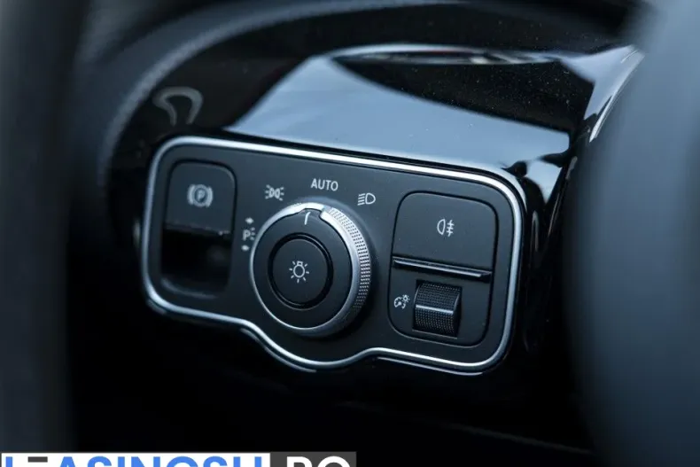 Mercedes-Benz A 250 (Clasa A) din 2024 cu 25.810 km - oferta MER232789 - foto 14