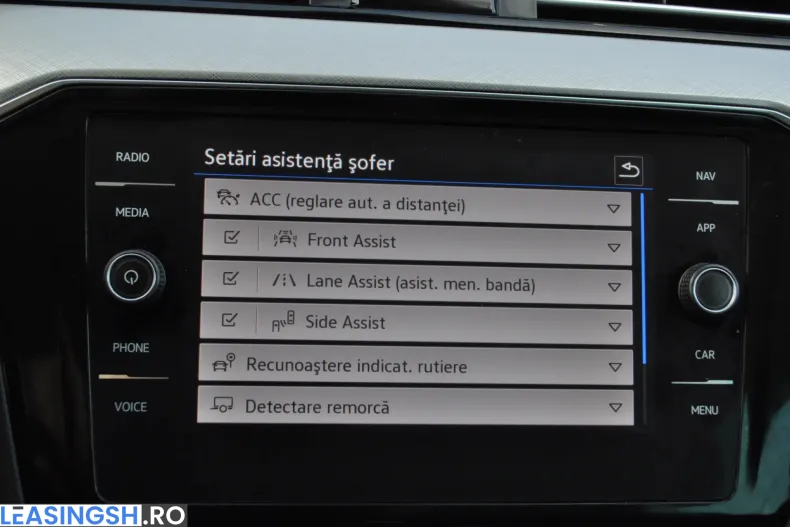 Volkswagen Passat din 2021 cu 160.788 km - oferta VOL232798 - foto 34