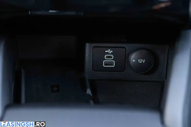 Ford Kuga din 2024 cu 5 km - oferta FOR232804 - foto 21