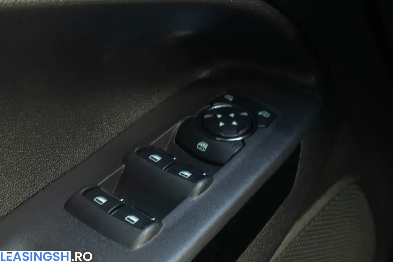 Ford EcoSport din 2024 cu 1 km - oferta FOR232805 - foto 13