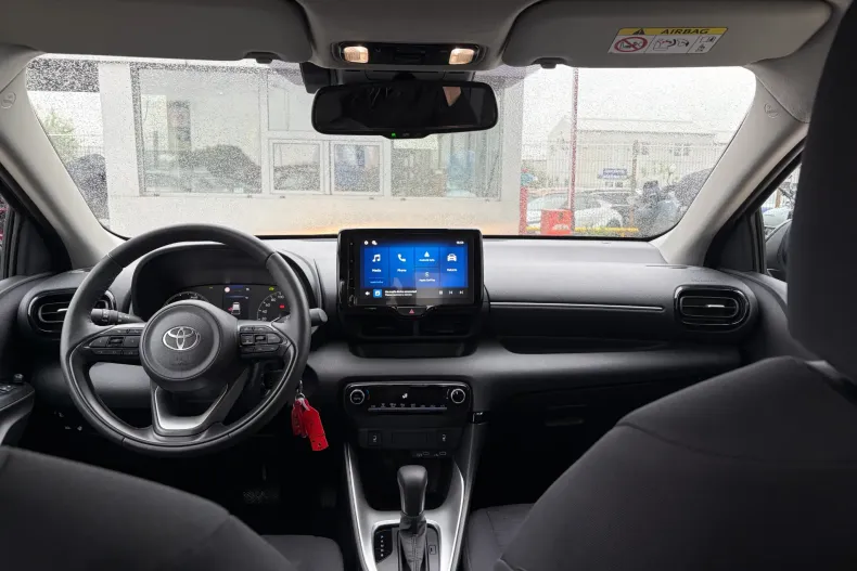 Toyota Yaris din 2025 cu 1.700 km - oferta TOY232810 - foto 11