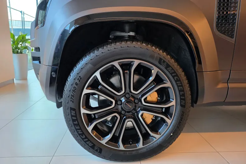 Land Rover Defender din 2026 cu 1 km - oferta LAN232819 - foto 5