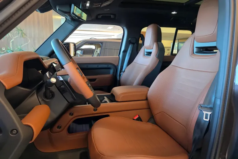 Land Rover Defender din 2026 cu 1 km - oferta LAN232819 - foto 9