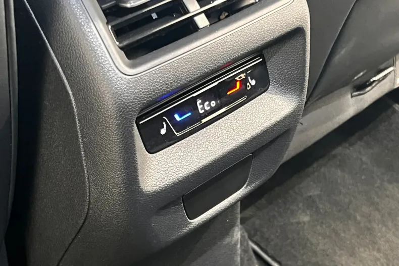 Volkswagen Tiguan din 2025 cu 12.500 km - oferta VOL232820 - foto 7