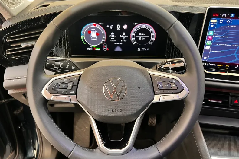 Volkswagen Tiguan din 2025 cu 12.500 km - oferta VOL232820 - foto 8