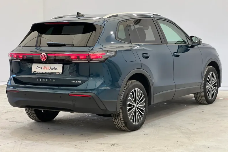 Volkswagen Tiguan din 2025 cu 12.500 km - oferta VOL232820 - foto 37