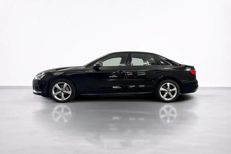 Audi A4 Limuzina din 2022 cu 98.252 km - oferta AUD232834 - foto 2
