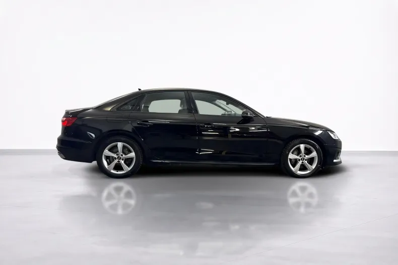 Audi A4 Limuzina din 2022 cu 98.252 km - oferta AUD232834 - foto 6