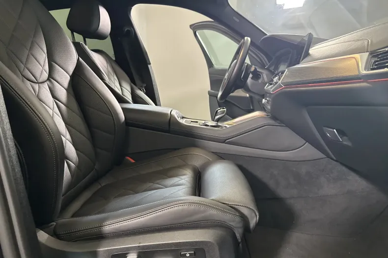 BMW X6 (Seria X) din 2023 cu 25.413 km - oferta BMW232835 - foto 11