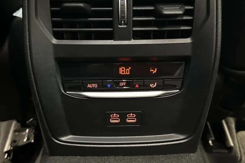 BMW 320d (Seria 3) din 2024 cu 34.096 km - oferta BMW232836 - foto 25