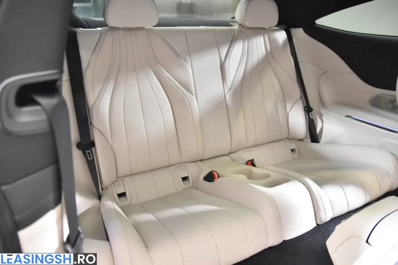 Mercedes-Benz CLE 300 (Clasa CLE) din 2024 cu 11.787 km - oferta MER232842 - foto 13