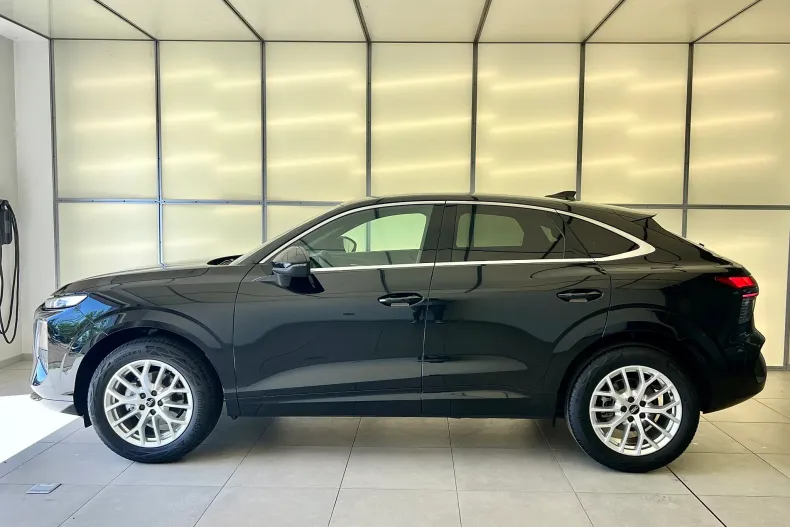 Audi Q3 Sportback din 2026 cu 1 km - oferta AUD232848 - foto 4