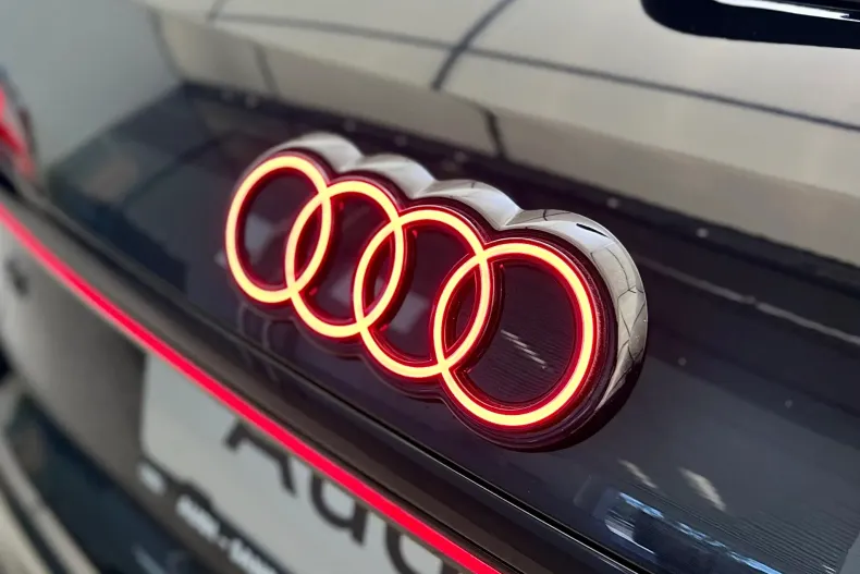 Audi Q3 Sportback din 2026 cu 1 km - oferta AUD232848 - foto 11