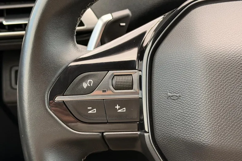Peugeot 3008 din 2023 cu 117.000 km - oferta PEU232851 - foto 32