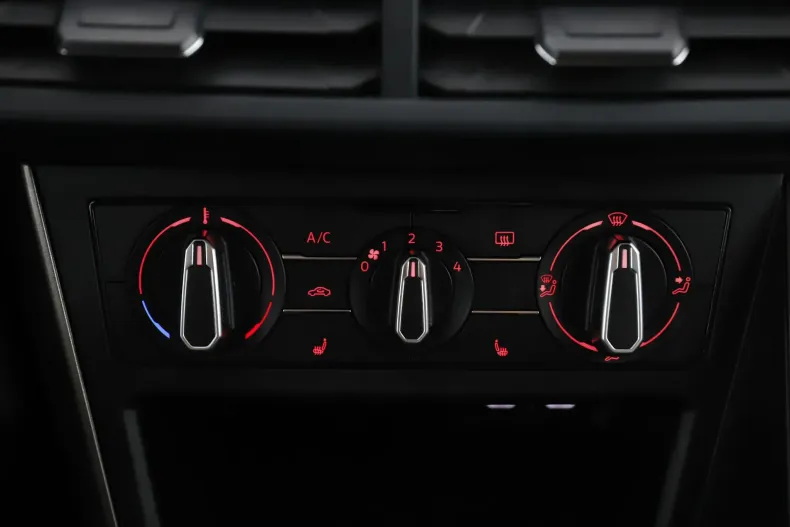 Volkswagen Polo din 2021 cu 47.950 km - oferta VOL232865 - foto 24