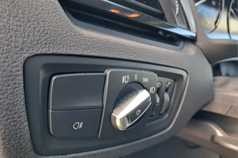 BMW X1 (Seria X) din 2021 cu 61.182 km - oferta BMW232871 - foto 20