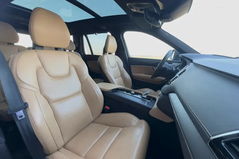 Volvo XC90 din 2021 cu 94.972 km - oferta VOL232882 - foto 23