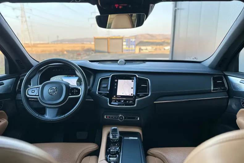Volvo XC90 din 2021 cu 94.972 km - oferta VOL232882 - foto 24