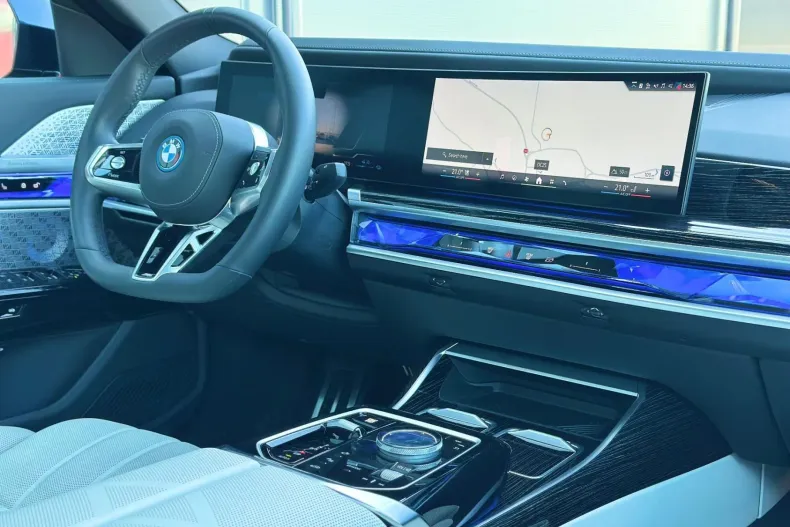 BMW 750e (Seria 7) din 2024 cu 50.000 km - oferta BMW232883 - foto 21