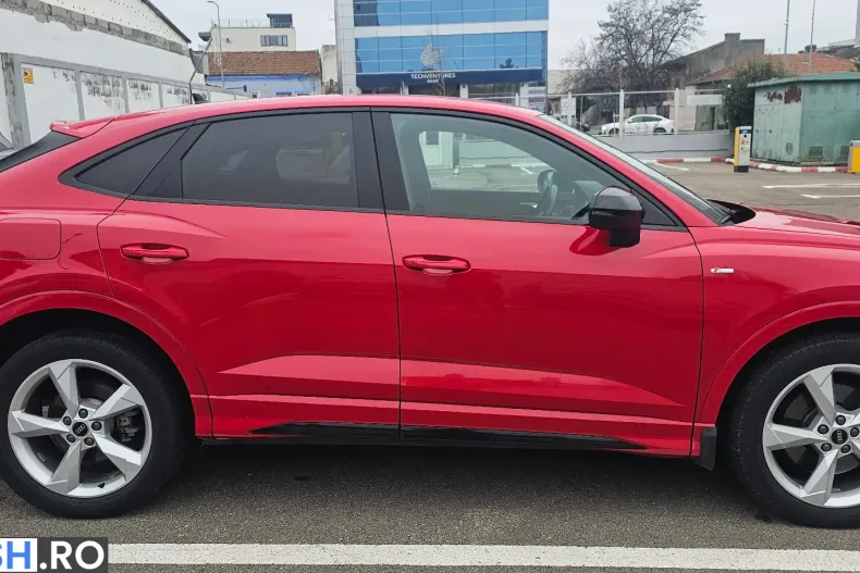 Audi Q3 din 2021 cu 65.300 km - oferta AUD232887 - foto 4