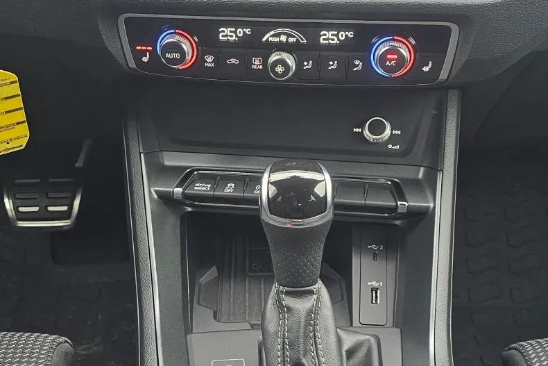 Audi Q3 din 2021 cu 65.300 km - oferta AUD232887 - foto 17