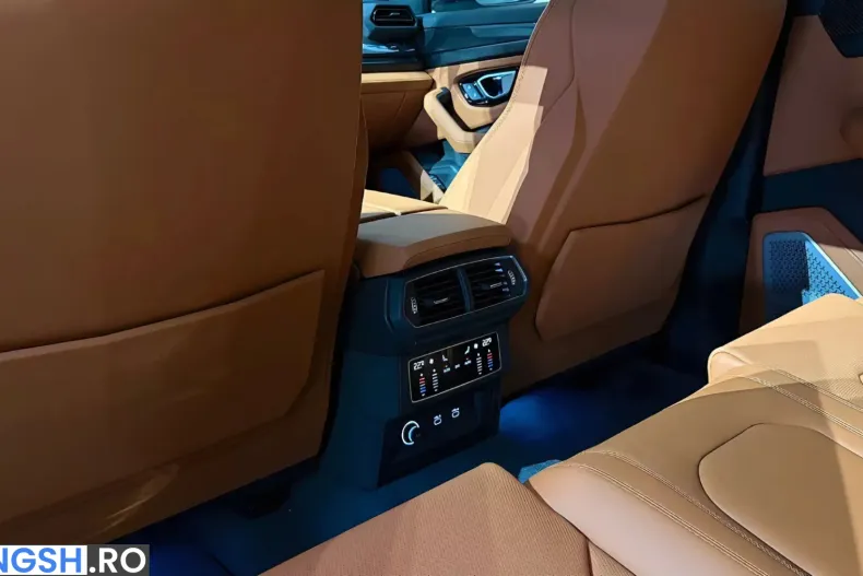 Lamborghini Urus din 2026 cu 1 km - oferta LAM232889 - foto 14