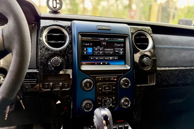 Ford F 150 din 2015 cu 47.900 km - oferta FOR232890 - foto 48