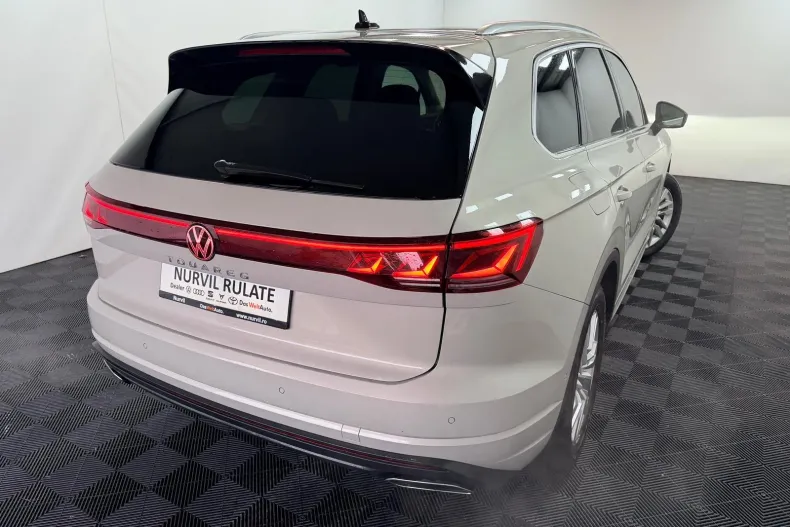 Volkswagen Touareg din 2024 cu 25.000 km - oferta VOL232893 - foto 29