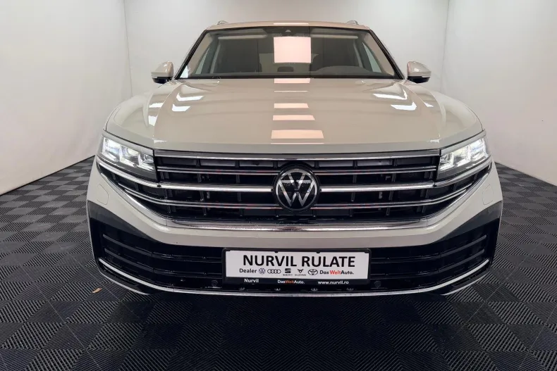 Volkswagen Touareg din 2024 cu 25.000 km - oferta VOL232893 - foto 32