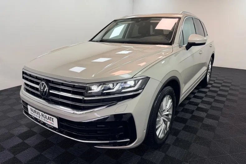 Volkswagen Touareg din 2024 cu 25.000 km - oferta VOL232893 - foto 33
