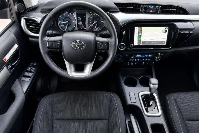 Toyota Hilux din 2026 cu 10 km - oferta TOY232901 - foto 9