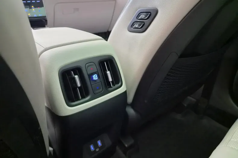 Hyundai Tucson din 2022 cu 65.800 km - oferta HYU232903 - foto 13