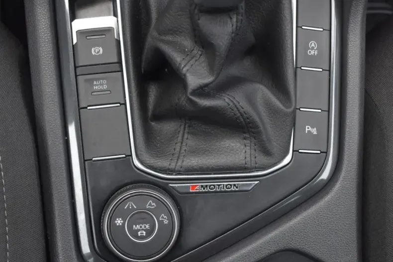 Volkswagen Tiguan din 2023 cu 74.602 km - oferta VOL232904 - foto 37