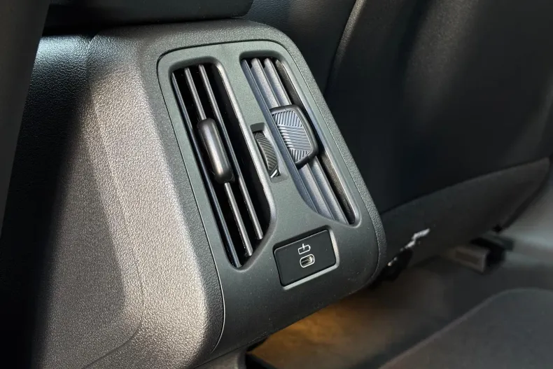BMW X1 (Seria X) din 2025 cu 12.000 km - oferta BMW232907 - foto 20