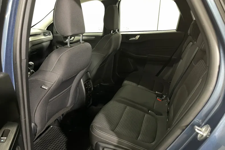 Ford Kuga din 2023 cu 67.536 km - oferta FOR232911 - foto 11