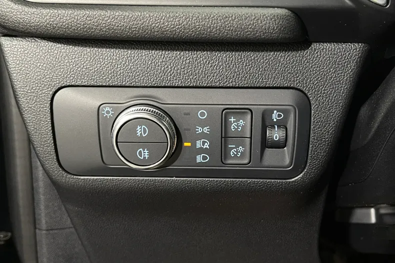 Ford Kuga din 2023 cu 67.536 km - oferta FOR232911 - foto 21