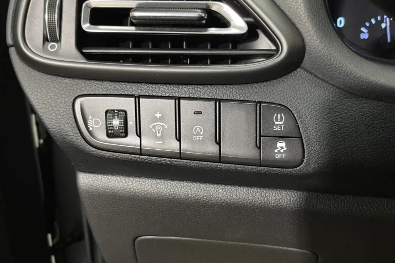 Hyundai i30 din 2021 cu 154.024 km - oferta HYU232912 - foto 20