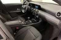 Mercedes-Benz CLA 200 (Clasa CLA) din 2022 cu 153.245 km - oferta MER232915 - foto 10