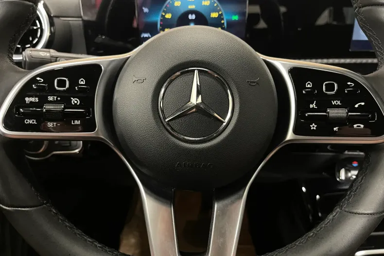 Mercedes-Benz CLA 200 (Clasa CLA) din 2022 cu 153.245 km - oferta MER232915 - foto 18