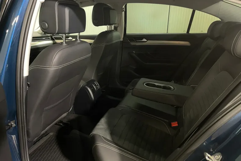 Volkswagen Passat din 2021 cu 57.557 km - oferta VOL232919 - foto 11